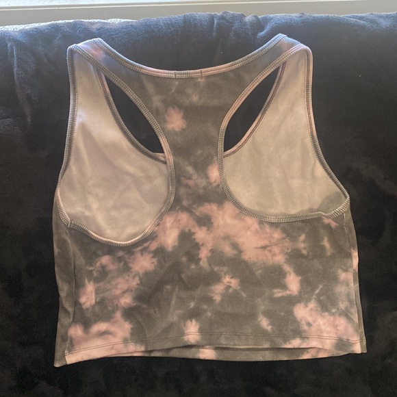 Cropped Tank - Picture 2 of 3